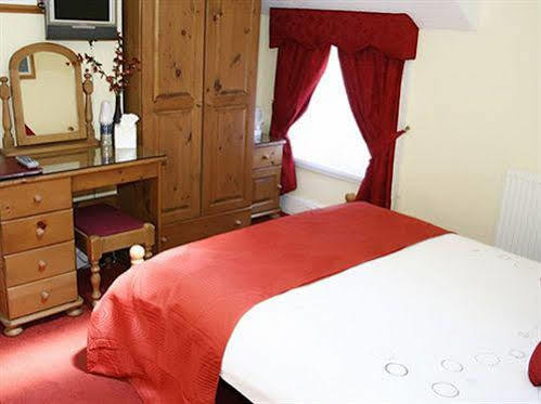 Robyn'S Guest House Скарборо Екстер'єр фото